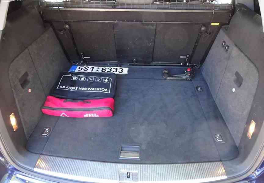 VW TOUAREG 3.0 TDI r.v.2004 (162 kw) Koupeno v ČR - foto 13