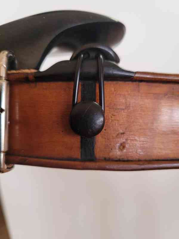 Housle  - foto 2
