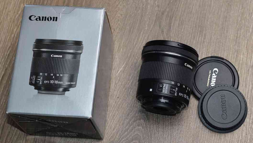 Canon EF-S 10-18mm f/4.5-5.6 IS STM - foto 1