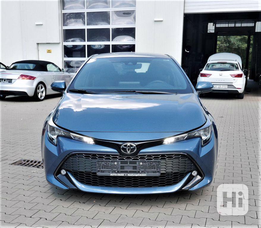 Toyota Corolla Comfort 1,2i benzín 85kw - foto 1