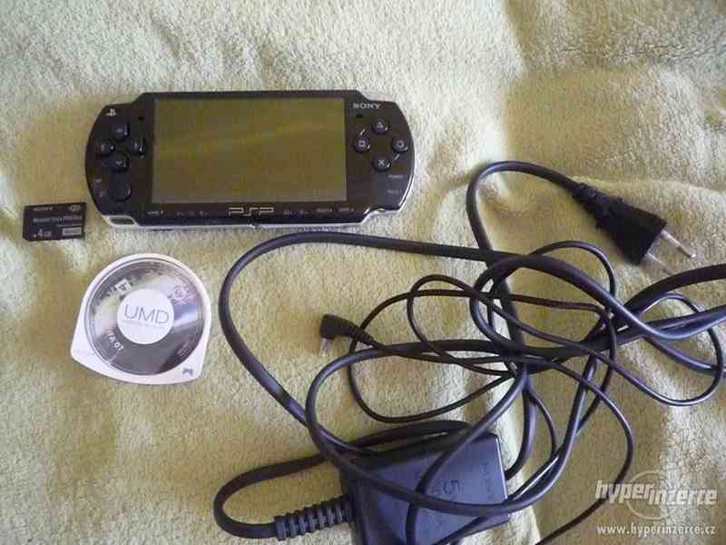 Sony Psp 2004 Slim - karta 4GB, Fifa 07 - 100% stav - foto 2