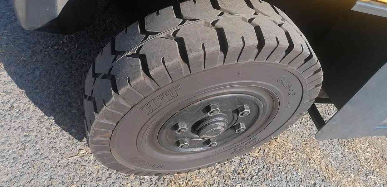 TCM FD 60 nový pozicionér, boční posuv, vidle 2,4 m - foto 14