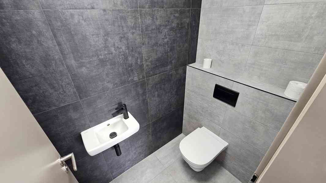 Pronájem novostavby bytu 85m2 3+kk,2 lodžie,garáž, bezbarie  - foto 7