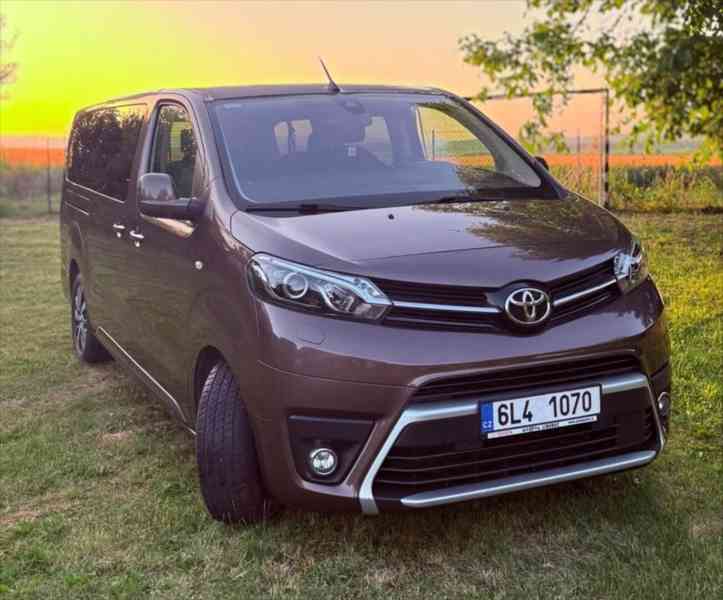 Toyota ProAce Verso 2,0   l2 vip, top stav a výbava - foto 2