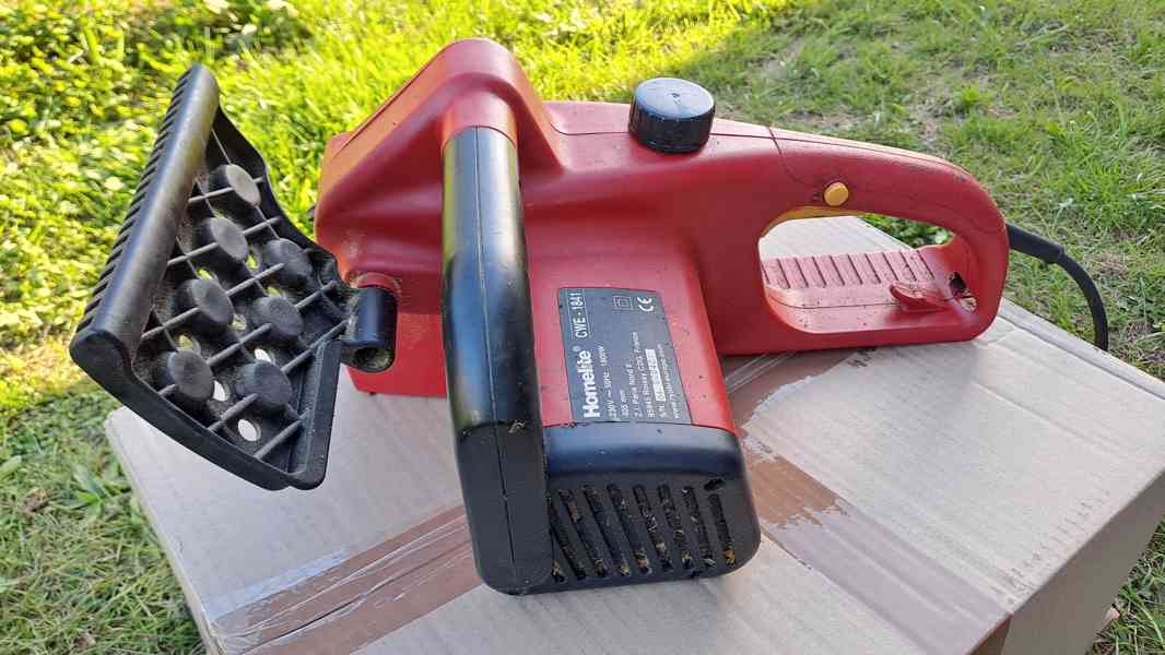 Elektrická řetězová pila Homelite - foto 4