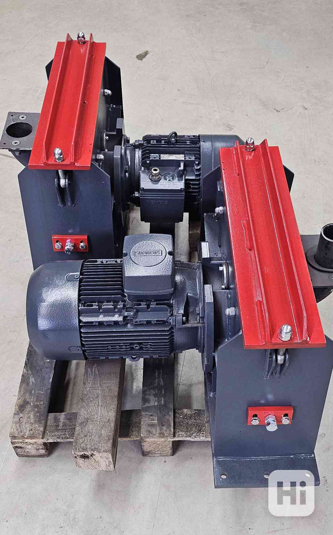 Tryskací , metací Turbína Rösler - typ Hurricane H42 - 11 kW - foto 1