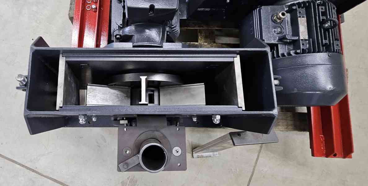 Tryskací , metací Turbína Rösler - typ Hurricane H42 - 11 kW - foto 5