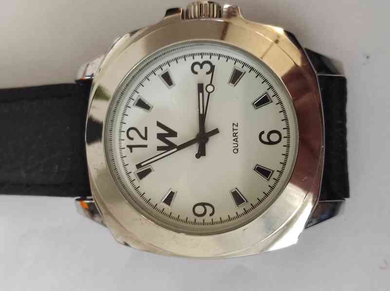 Náramkové hodinky - foto 2