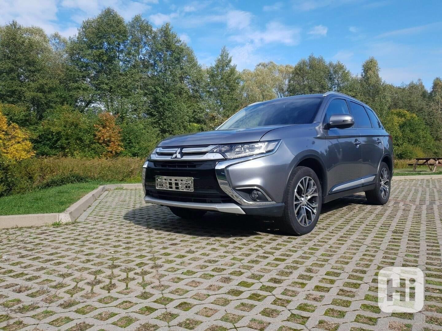 Mitsubishi Outlander 2.2 DI-D 2WD Plus  - foto 1