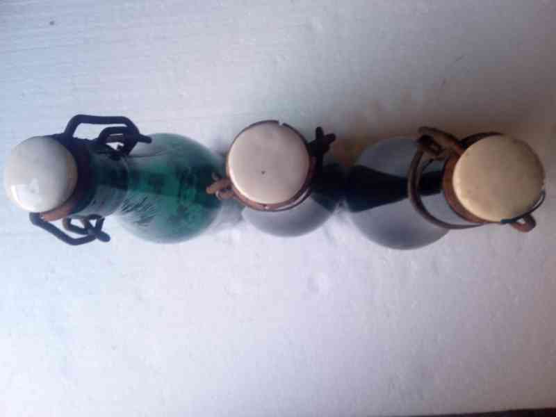 Prodám staré pivní a jiné lahve - foto 12