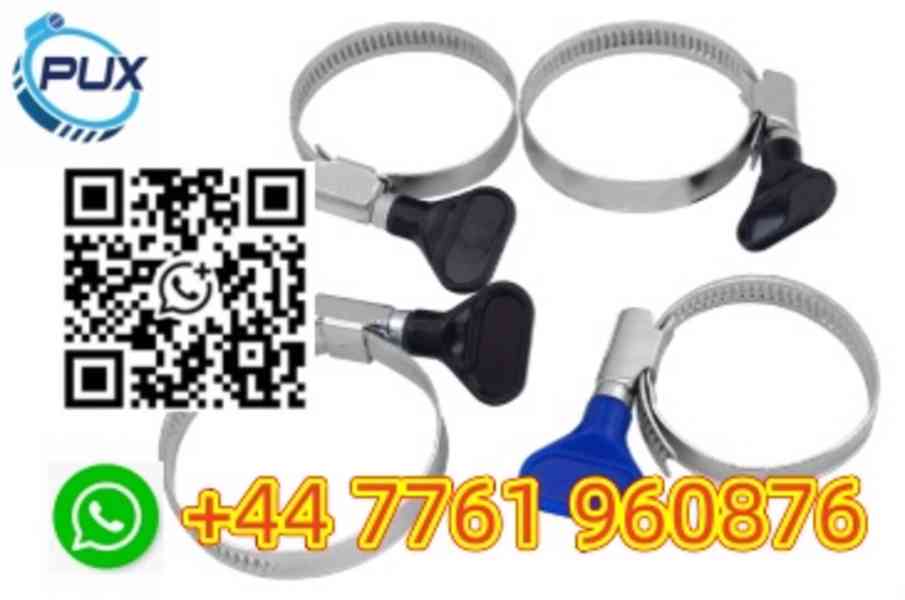 Hose clamps can be seen everywhere Stock - foto 3