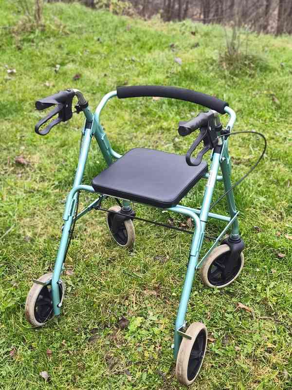 Prodej chodítek – spolehlivá pomoc za skvělou cenu - foto 7