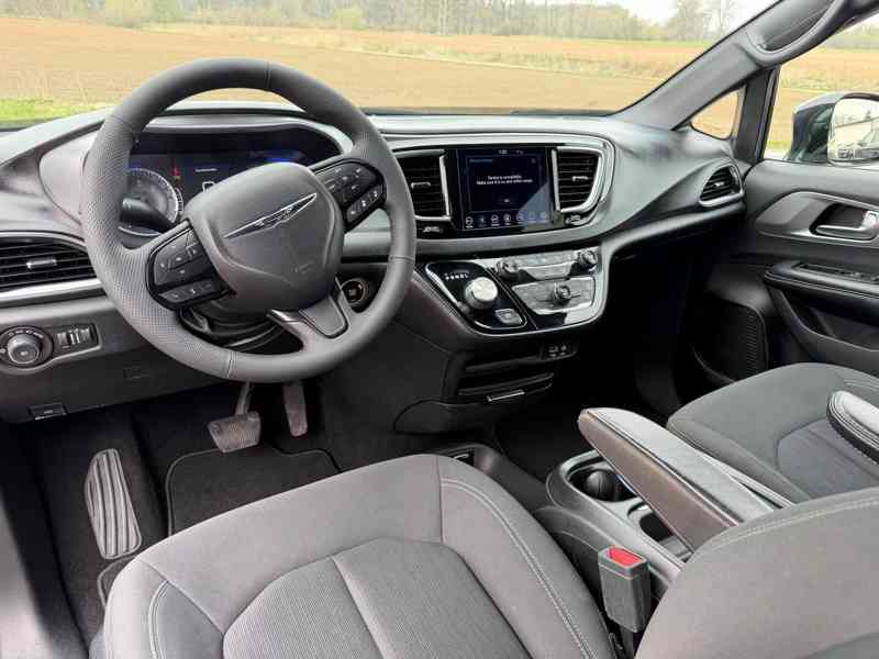 Chrysler Pacifica 3,6 Pentastar Radar 360 2019 DPH - foto 15