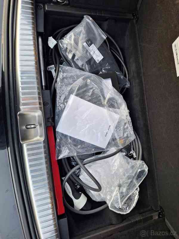 Mercedes-Benz Třídy E 2,0   D 300de AMG packet - foto 19