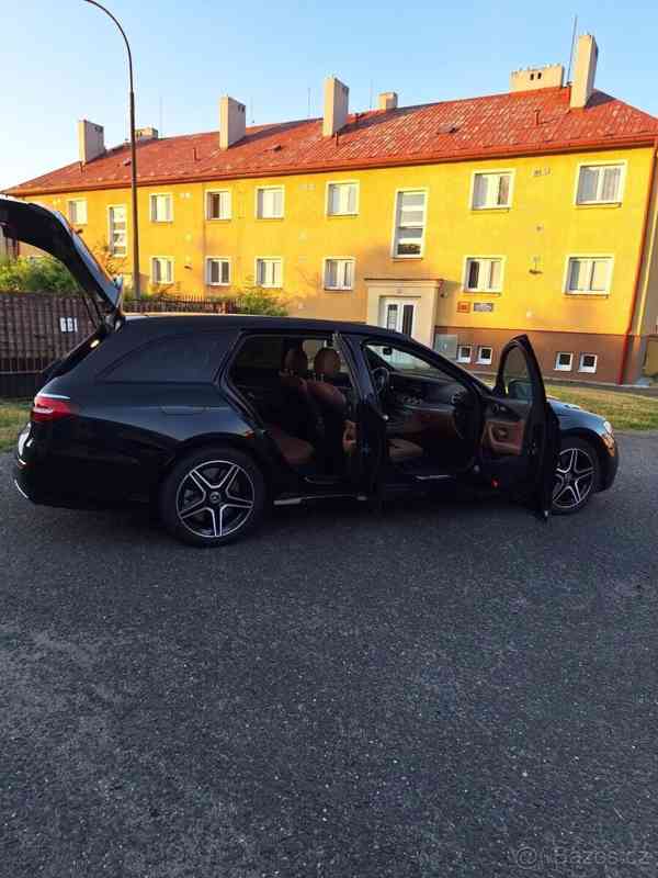 Mercedes-Benz Třídy E 2,0   D 300de AMG packet - foto 16