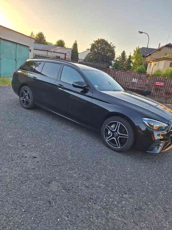 Mercedes-Benz Třídy E 2,0   D 300de AMG packet - foto 5