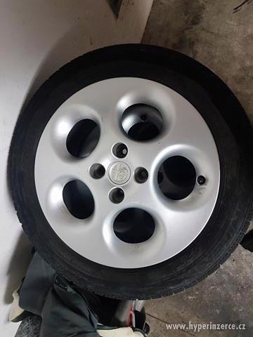 Alu 4x98 r15 185/55 15" - foto 1