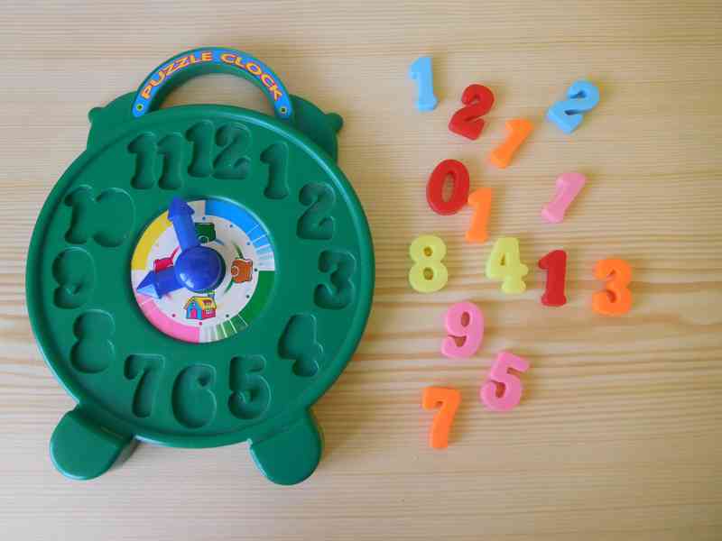 Lego, motorka, kostky, hodiny, puzzle - foto 9