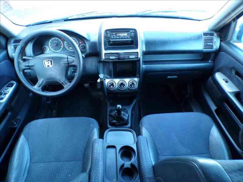 Honda CR-V 2,0 16V 4x4,TAŽNÉ ZAŘÍZENÍ - foto 5