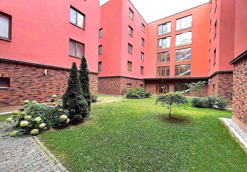 Pronajmu novostavbu 1+1 Brno, U Leskavy. 35 m2, 3.p. - foto 21
