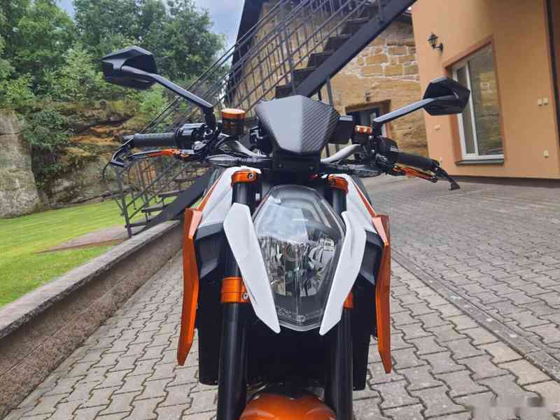 KTM 1290 Super Duke R - TOP STAV + VÝBAVA - 1. MAJITEL 185.0 - foto 3