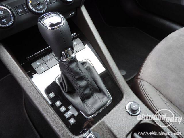 Škoda Octavia 2.0, nafta, automat, r.v. 2015, navigace, kůže - foto 9