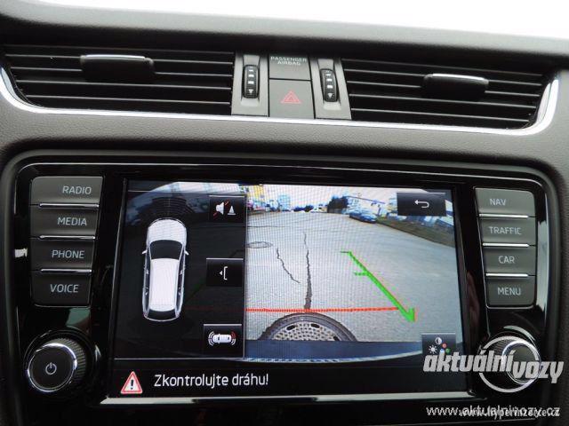 Škoda Octavia 2.0, nafta, automat, r.v. 2015, navigace, kůže - foto 12
