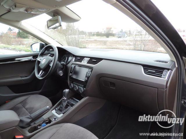 Škoda Octavia 2.0, nafta, automat, r.v. 2015, navigace, kůže - foto 17