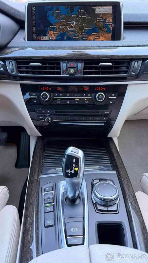 BMW X5 3,0   30d, 190kW, bílá kůže, DPH - foto 5