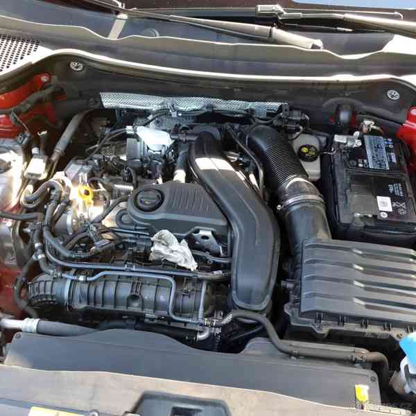 Škoda Karoq 1,5   TSI Style - foto 10