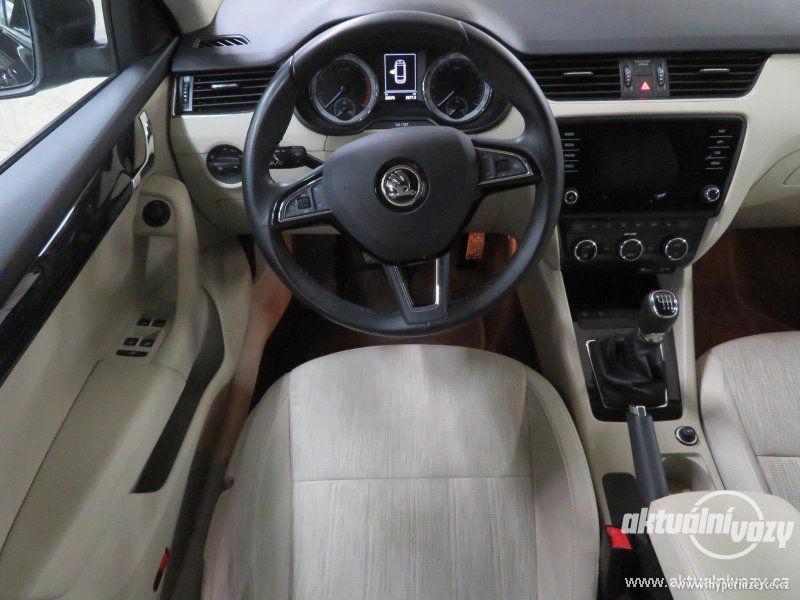 Škoda Octavia 1.4, benzín, RV 2017 - foto 8