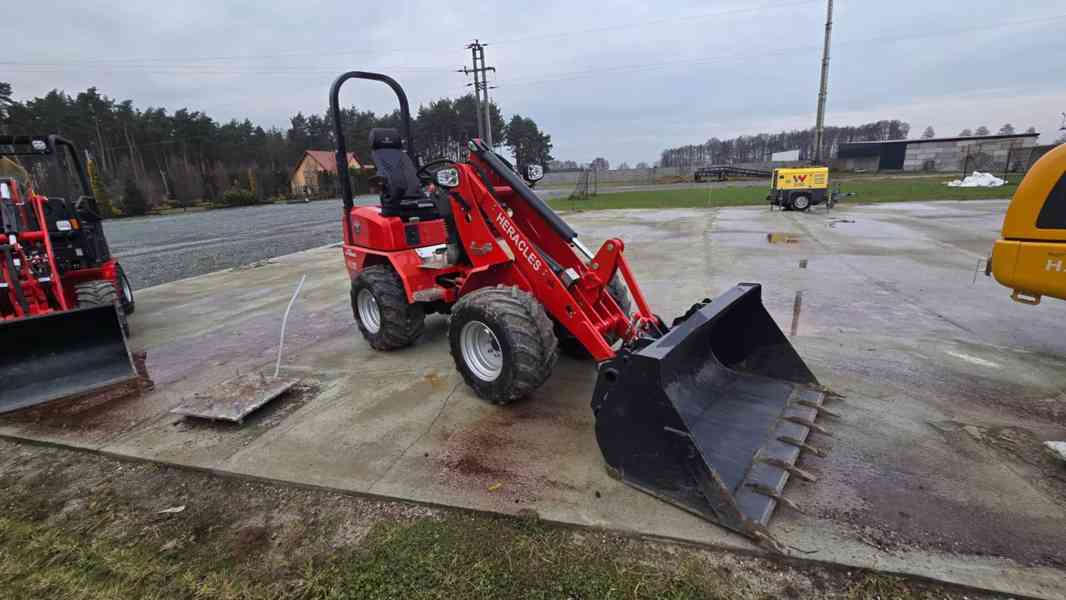 Kloubový nakladač HERACLES H190 - foto 3