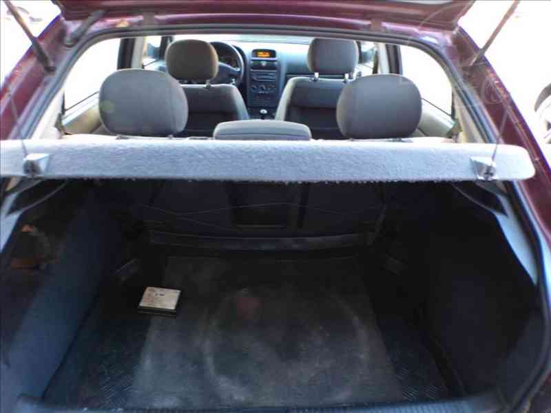 Opel Astra 1,6 i TAŽNÉ.ZAŘ.,KLIMA - foto 9