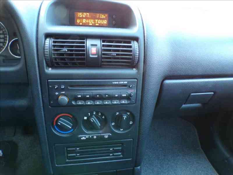 Opel Astra 1,6 i TAŽNÉ.ZAŘ.,KLIMA - foto 6