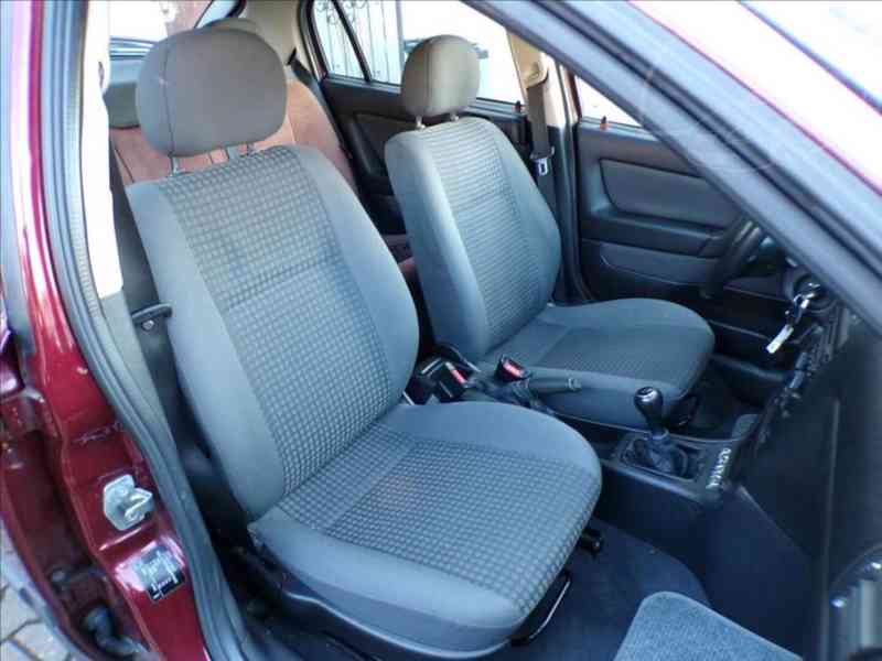 Opel Astra 1,6 i TAŽNÉ.ZAŘ.,KLIMA - foto 12