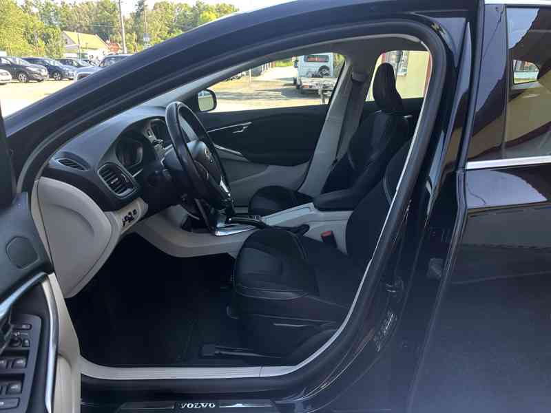 Volvo V40 2.0D 110kW/Automat/Výhřev/Xenon - foto 13