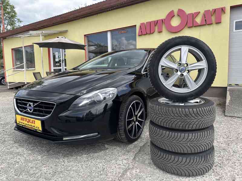 Volvo V40 2.0D 110kW/Automat/Výhřev/Xenon - foto 8