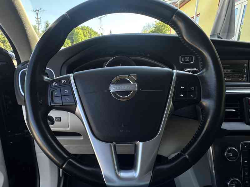 Volvo V40 2.0D 110kW/Automat/Výhřev/Xenon - foto 28