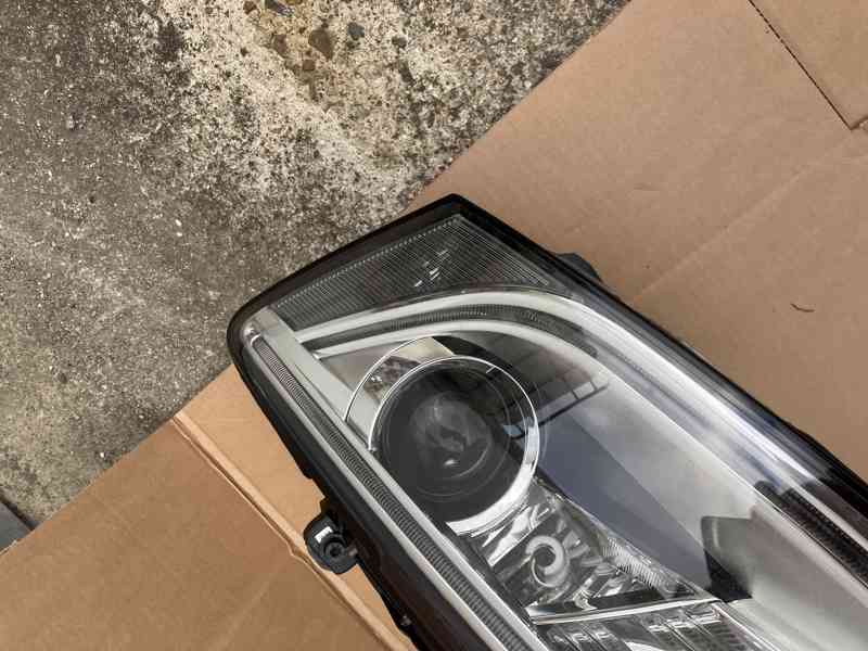xenon audi q5 12- pravy svetlo prave levy leve - foto 15