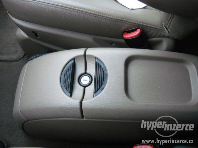 Chrysler Grand Voyager 3,3 LPG LIMITED ČR 2001 - foto 15