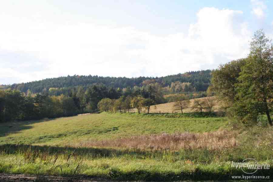 Prodej stavebního pozemku v Olší - foto 1