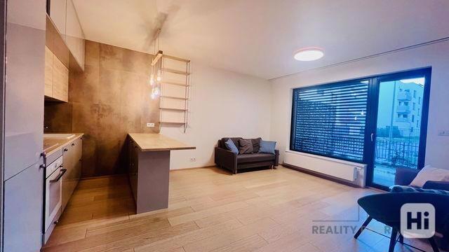 Pronájem bytu 1+kk 60 m² Rezidence Waltrovka - foto 2