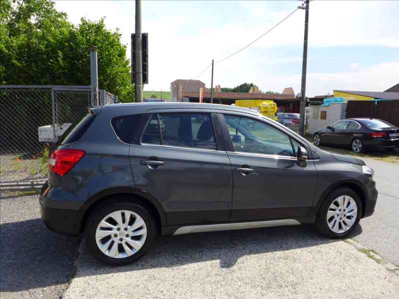 Suzuki SX4 S-Cross 1,6 DDiS 4X4 VÝHŘEV KAMERA - foto 4