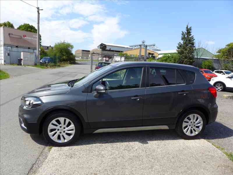 Suzuki SX4 S-Cross 1,6 DDiS 4X4 VÝHŘEV KAMERA - foto 8