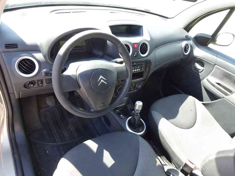 Citroen C3 1.4i r.v.2007 (54 kw) Koupeno v ČR - foto 5