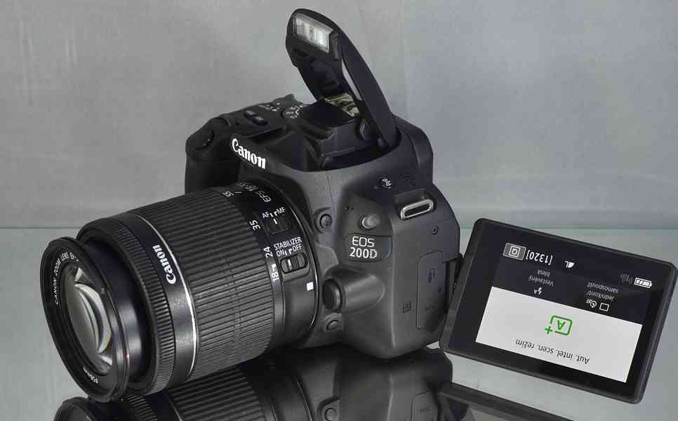 Canon EOS 200D + Objektiv EFS 18-55mm  * 1000 Exp. - foto 8
