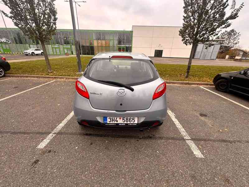 MAZDA 2 - foto 1