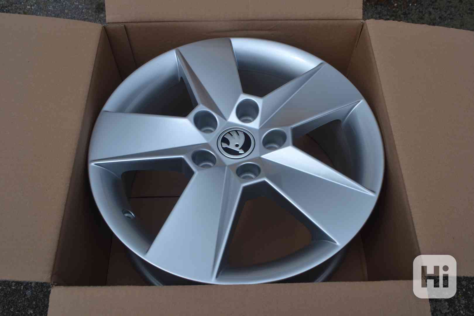 Š.Octavia III+ facelift,+ Oct.IV – NOVÉ 16 orig. Alu disky  - foto 1
