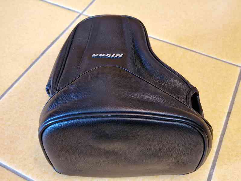 Nikon CF-D200 pouzdro - foto 5