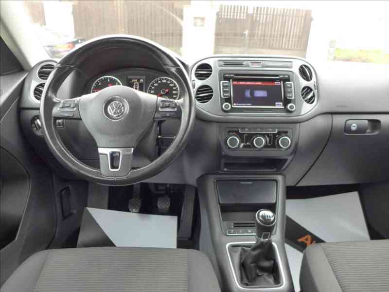 Volkswagen Tiguan 2,0 TDI SPORT, 1.MAJITEL - foto 7